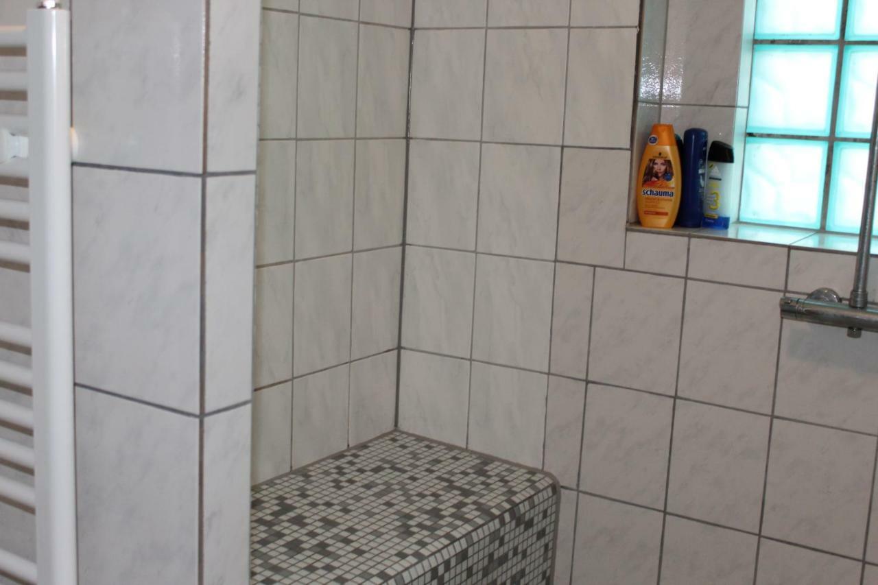 Gasthof Roessle Ochsenwang Bissingen an der Teck Dış mekan fotoğraf